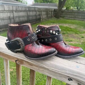 Freebird Saloon Boots Red Leather Croc Buckle Western Womens